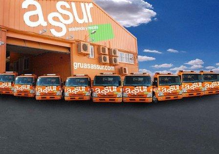 Grúas ASSUR: asistencia en carretera 24h