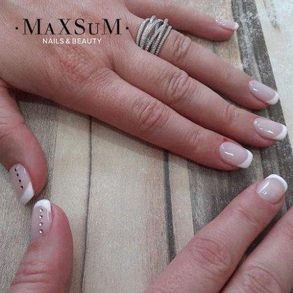 MaXSuM Nails & Beauty | Getafe