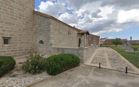 IGLESIA DE SAN PEDRO APÓSTOL