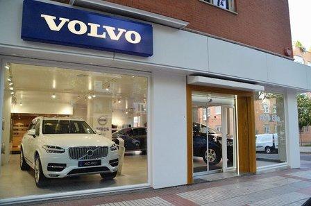 AUTO ELIA Alcalá 467 (Exposición)