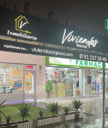Viviendas y Propiedades Siglo XXI