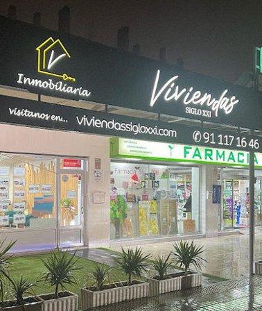 Viviendas y Propiedades Siglo XXI