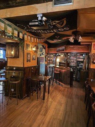 Collin's Irish Tavern