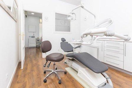 SER CLÍNICA DENTAL