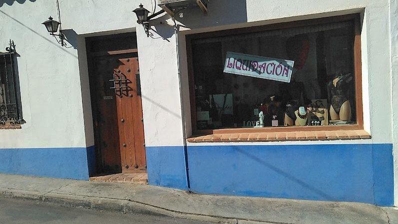 MONADAS LENCERÍA Y COMPLEMENTOS