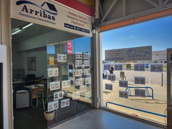 Arribas Gestiones Inmobiliarias Escalona 45910, ( Toledo).