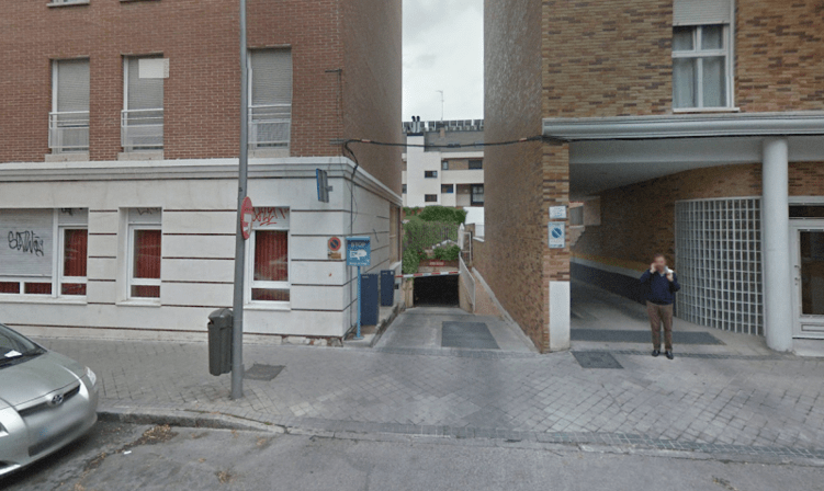 Parking Los Nogales Reina Victoria