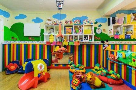 Rainbow nursery school Madrid