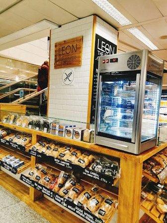 LEON THE BAKER
