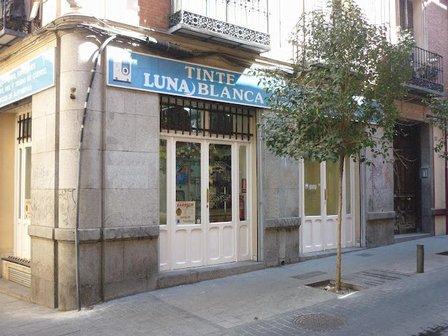 Tintorería y Lavandería Lunablanca