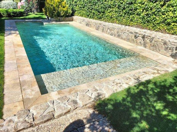Piscinas Hispania