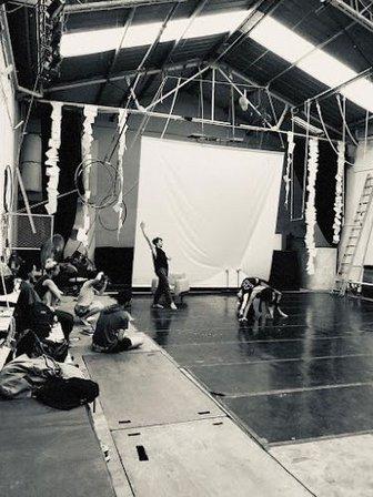 Movimiento Lúcido - Clases danza contemporanea, contact, teatro, acrobacia - Lucio A. Baglivo