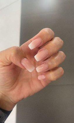 Esencia Beauty Center