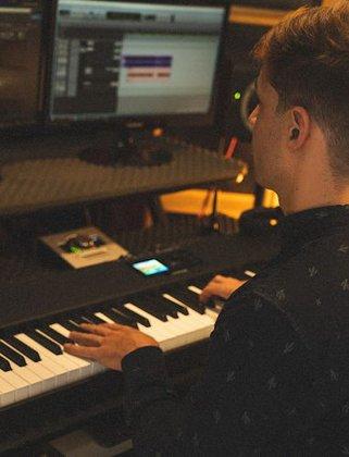 Colors Voice Studio