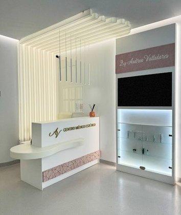 AV CENTRO MÉDICO ESTÉTICO- Dra. Andrea Valladares