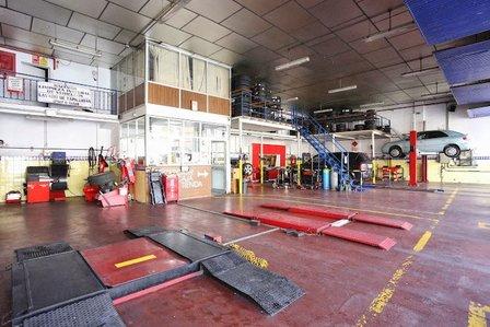 Amador Reparaciones Automoviles SL