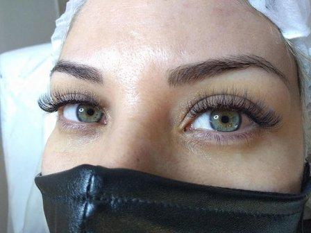 Alexa Studio Lashes / Cejas y extensiones de pestañas Madrid