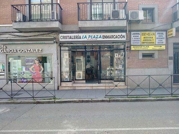 Cristalería La Plaza. Enmarcación