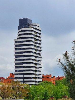 Edificio Puente Princesa