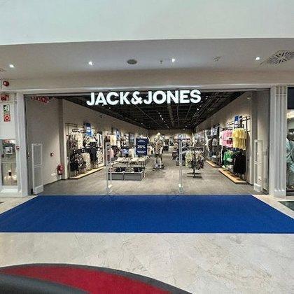 JACK & JONES
