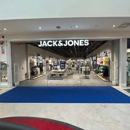 JACK & JONES