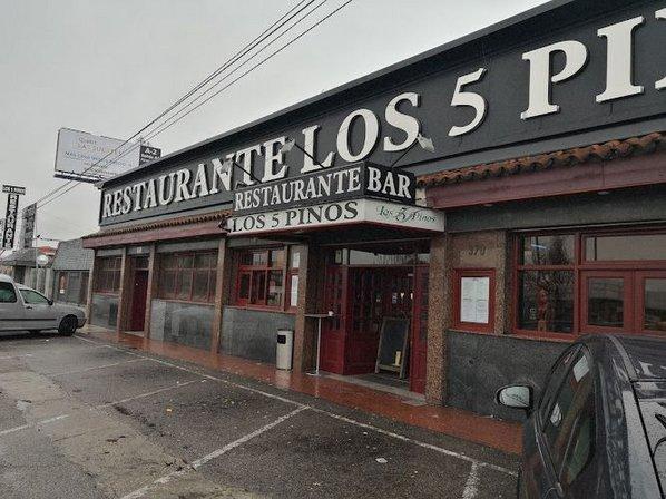 Los 5 Pinos
