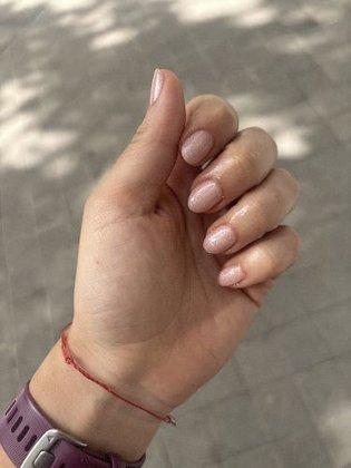 Hello Nails