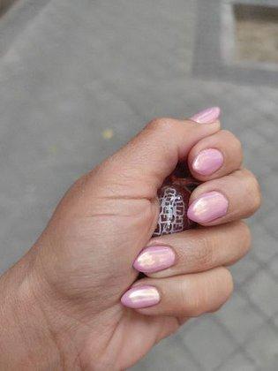 Hello Nails