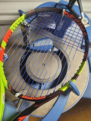 Taller encordado raquetas Madrid . Tenis Ferru