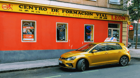 Autoescuela León