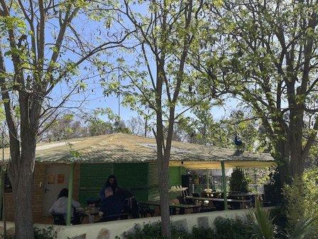 Camping Privado Caravan Garden