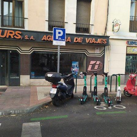 [P] Aparcamiento de motos Sáinz de Baranda 2