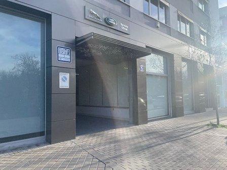 Taller Oficial Jaguar C. de Salamanca (Madrid)