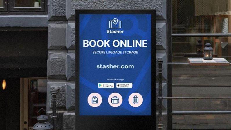 Stasher Luggage Storage - Universitat Metro Station