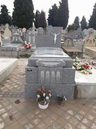 RGR marbles and granites
