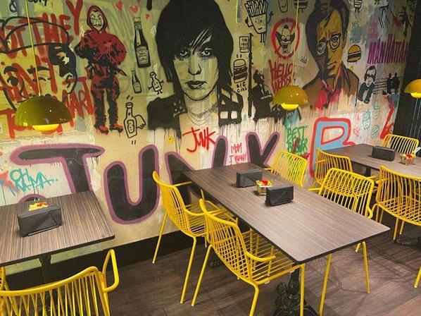 Junk Burger