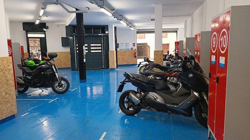 Parking Motos - Mimoto Jacinto Benavente