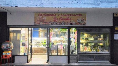 Panadería y Alimentación La Familia