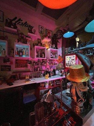 Bar "Menuda History"