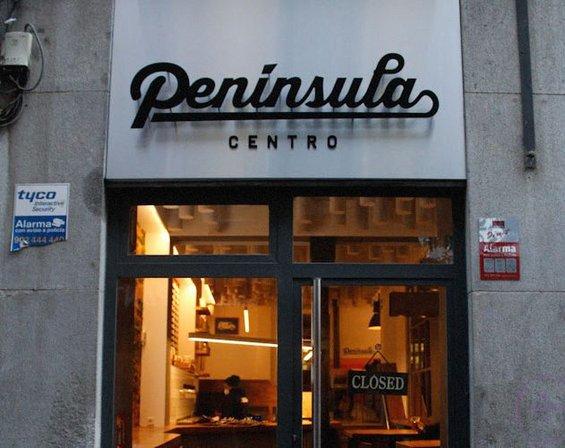 Asian Army x Península