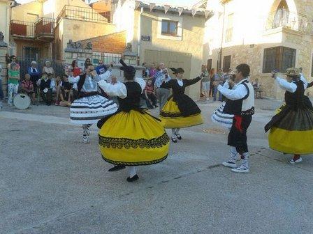 A.C. GRUPO DE DANZAS DE PRADENA (Segovia)