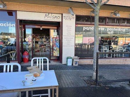 Milano Bakery. Cake shop