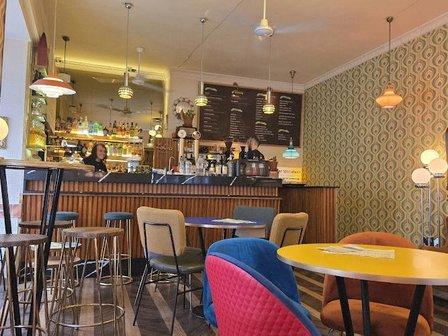 Lolina Vintage Café