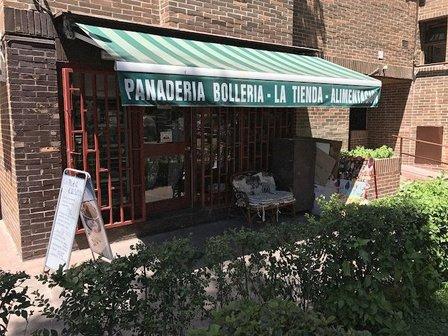 La TIENDA Panaderia Y Comida Casera