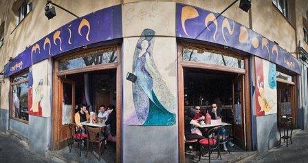 Maria Pandora, Cava & Poetry