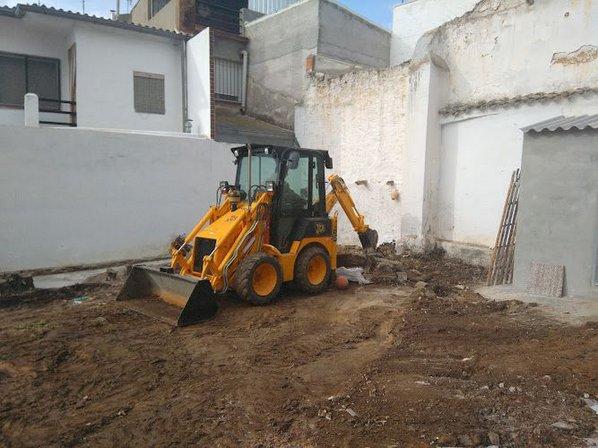 Excavaciones y Derribos González