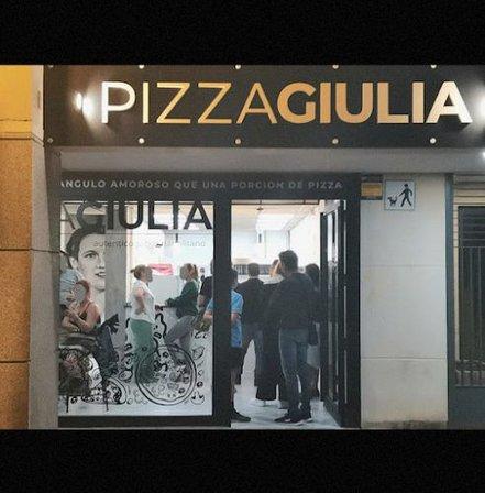 Pizza Giulia