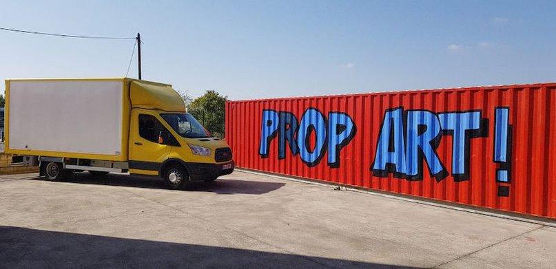 PROP ART Alquiler de Atrezzo y Mobiliario en Madrid
