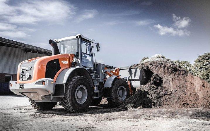 Max Equipment S.L.