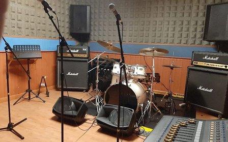 Jacks on the Rocks: Locales de ensayo